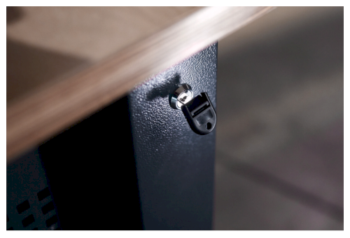 117146-98830179 (12)